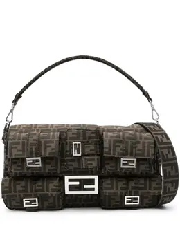 FENDI: Коричневая сумка  Baguette
