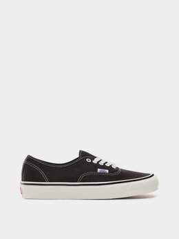 Vans: Чёрные кеды  Authentic 44 DX