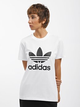 Adidas: Белая футболка  Adicolor Classics