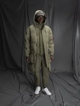 Alpha Industries: Длинный пуховик 