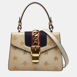 Gucci: Белая сумка  Sylvie