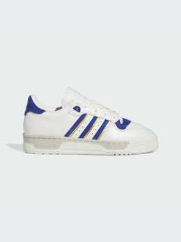 Adidas: Белые кроссовки 