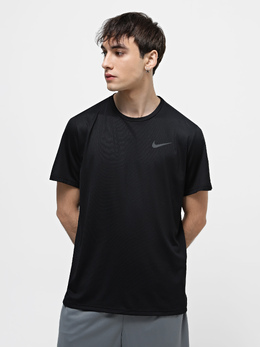 NIKE: Спортивная футболка  Dri FIT