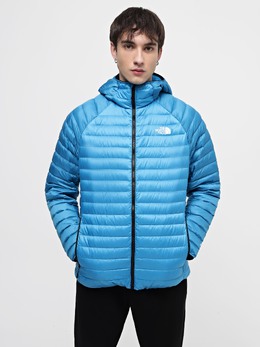 The North Face: Демисезонная куртка 