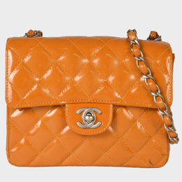 Chanel: Оранжевая сумка 