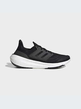 Adidas: Чёрные кроссовки 