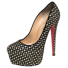 Christian Louboutin: Чёрные туфли 