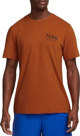 Nike: Футболка  Dri FIT с коротким рукавом