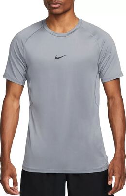 Nike: Футболка  Dri FIT с коротким рукавом