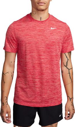 Nike: Футболка  Dri FIT с коротким рукавом