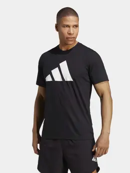 adidas: Спортивная футболка  Essentials