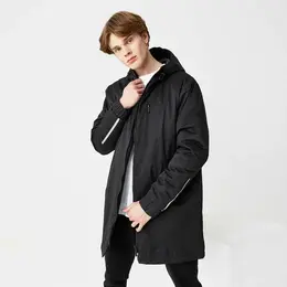 LACOSTE: Чёрная куртка 