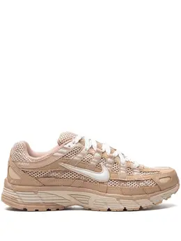 Nike: Бежевые кроссовки 