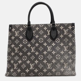 Louis Vuitton: Сумка 