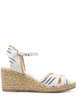 Stuart Weitzman: Белые мокасины 