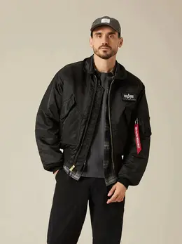 Alpha Industries: Чёрная куртка 