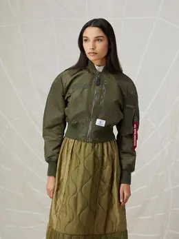 Alpha Industries: Зелёная куртка 