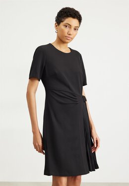 DKNY: Чёрное платье 