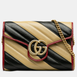 Gucci: Чёрный кошелёк  GG Marmont