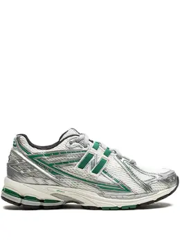 New Balance: Серебристые кроссовки  1906R