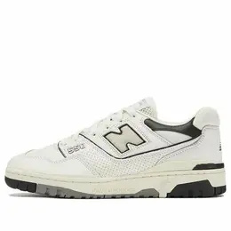 New Balance: Бежевые кроссовки  550