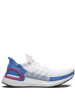 adidas: Белые кроссовки  UltraBoost 19