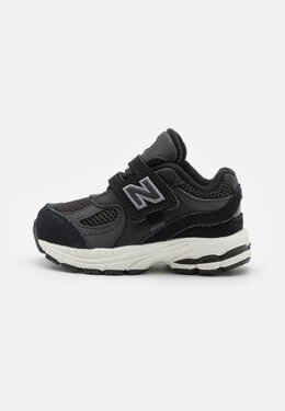 New Balance: Чёрные кроссовки 