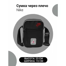 NIKE: Чёрная сумка 