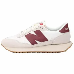 New Balance: Бежевые кроссовки 237