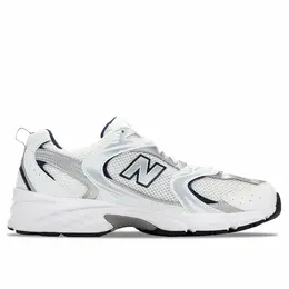 New Balance: Белые кроссовки  530