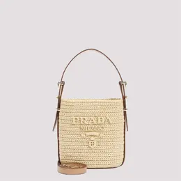 Prada: Бежевая сумка 