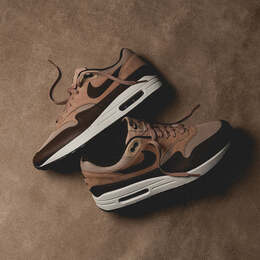 Nike: Кроссовки  Air Max 1