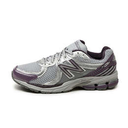 New Balance: Серые кроссовки 