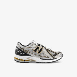 New Balance: Серебристые кроссовки 