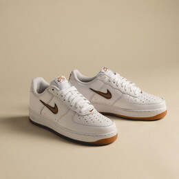 Nike: Белые кроссовки  Air Force 1 Low Retro