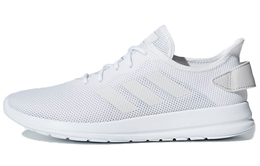Adidas: Кроссовки 