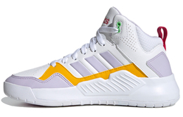 Adidas: Кроссовки 