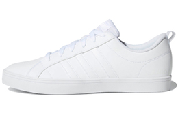 Adidas: Серые кроссовки 