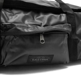 Eastpak: Чёрная спортивная сумка 