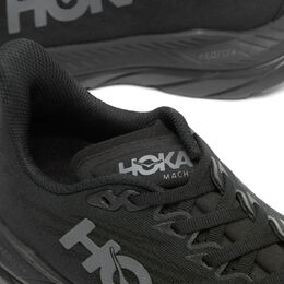 Hoka One One: Чёрные кроссовки 