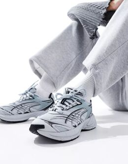 PUMA: Серые кроссовки 