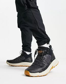 New Balance: Чёрные кроссовки  Hierro