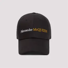 Alexander Mcqueen: Чёрная шляпа 