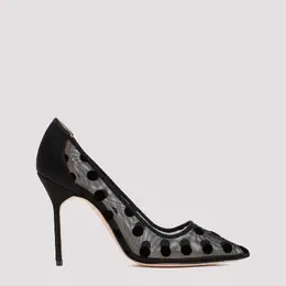 Manolo Blahnik: Чёрные туфли 