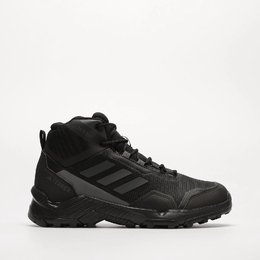 Adidas: Чёрные кроссовки  Terrex