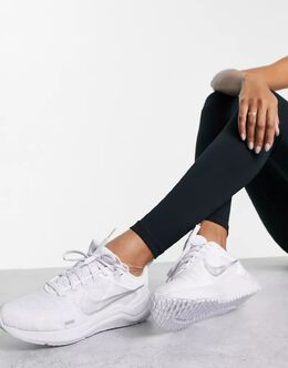 Nike: Белые кроссовки 