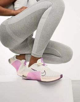 Nike: Фиолетовые кроссовки 