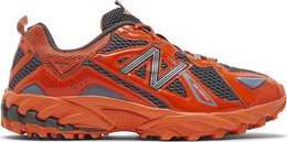 New Balance: Красные кроссовки 