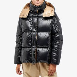 Moncler: Зимняя куртка  Parana