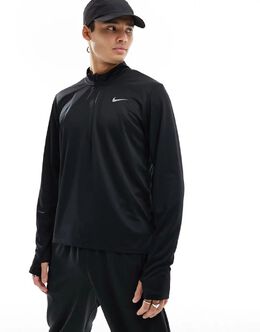 Nike: Чёрная футболка  Dri FIT